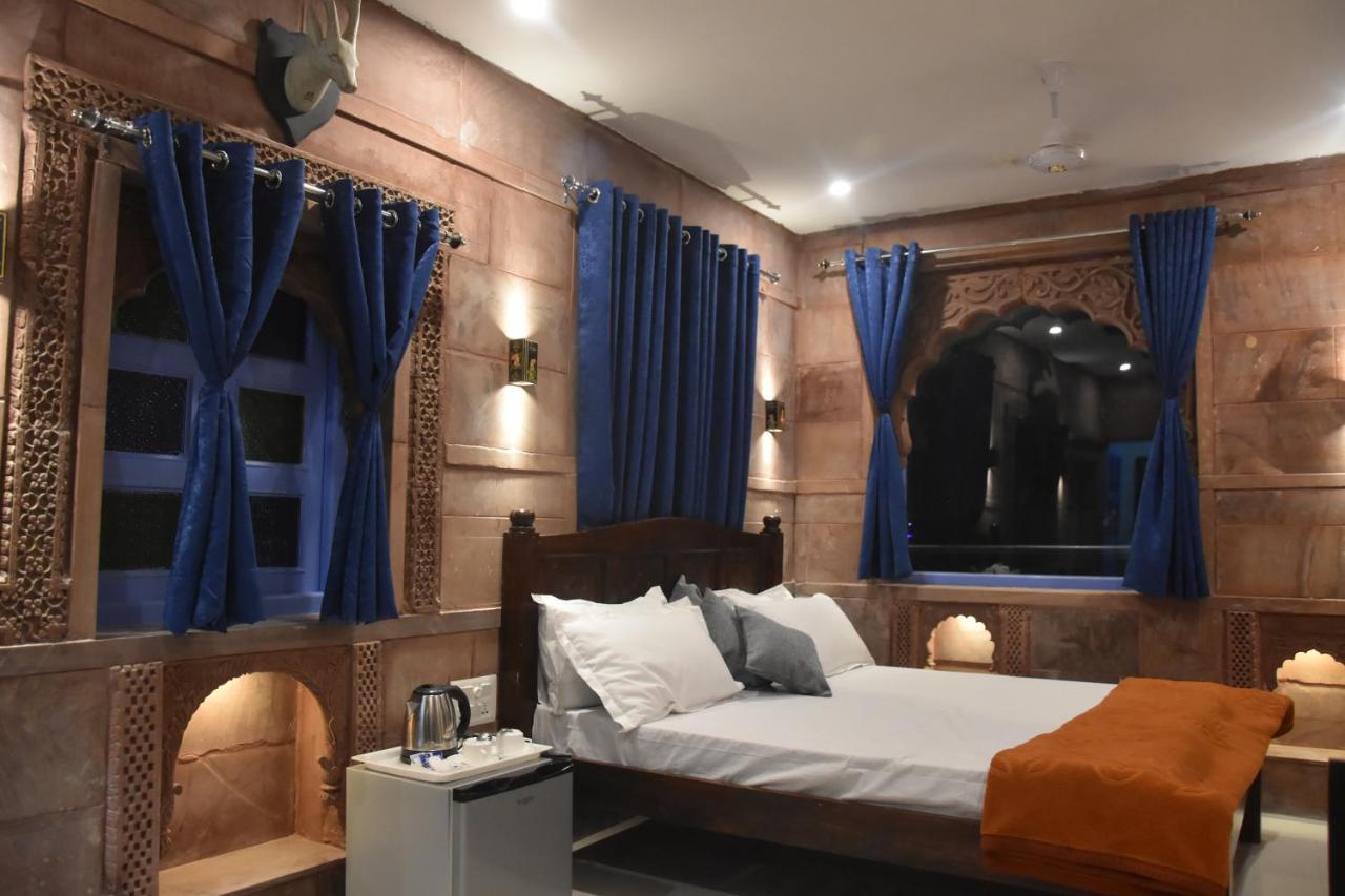 The Kutumb Villa - A Heritage Home Stay Джодхпур Экстерьер фото